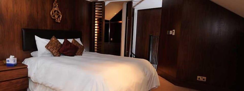 Barn Hotel London Ruislip Eksteriør billede