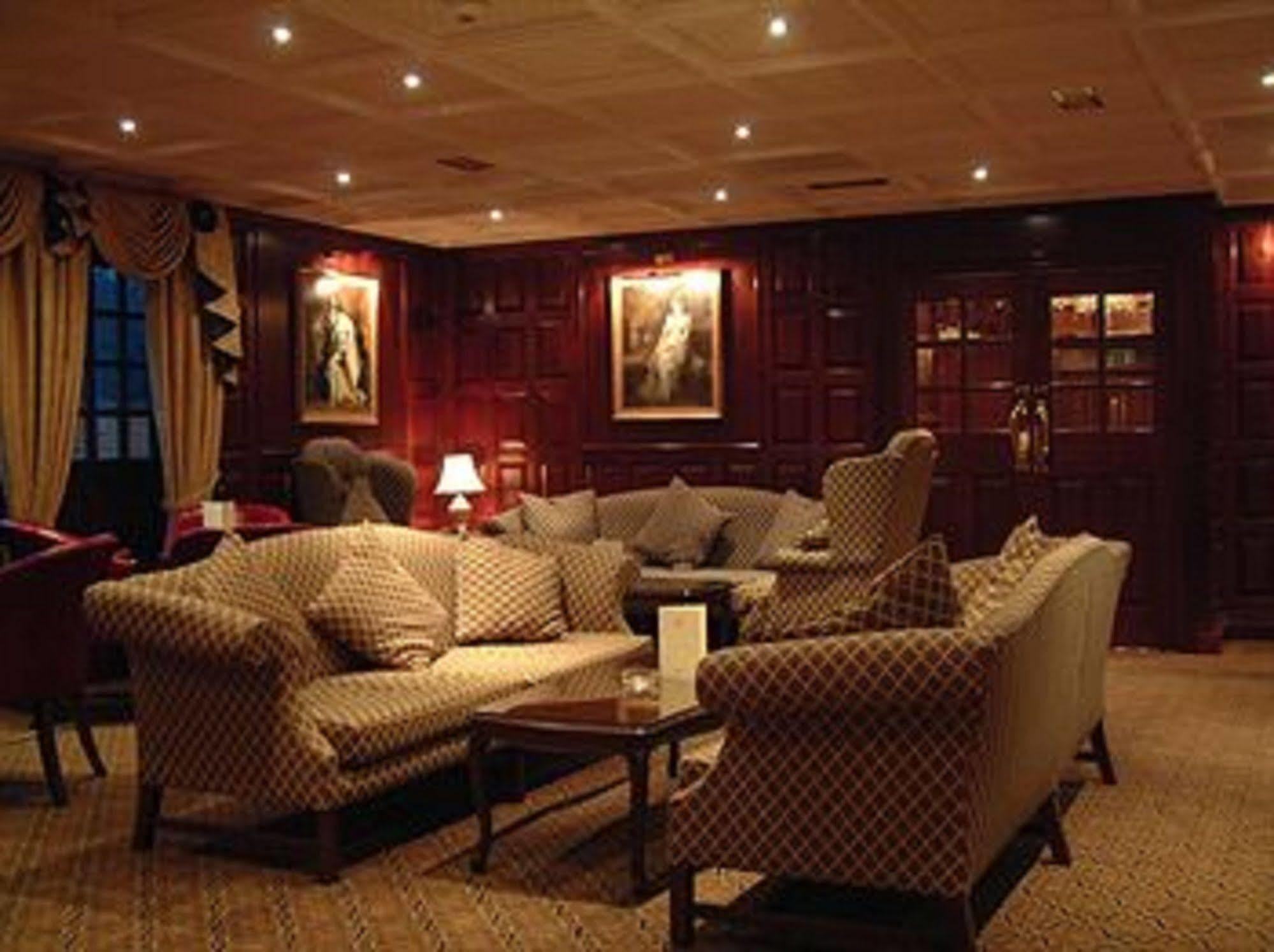 Barn Hotel London Ruislip Interiør billede